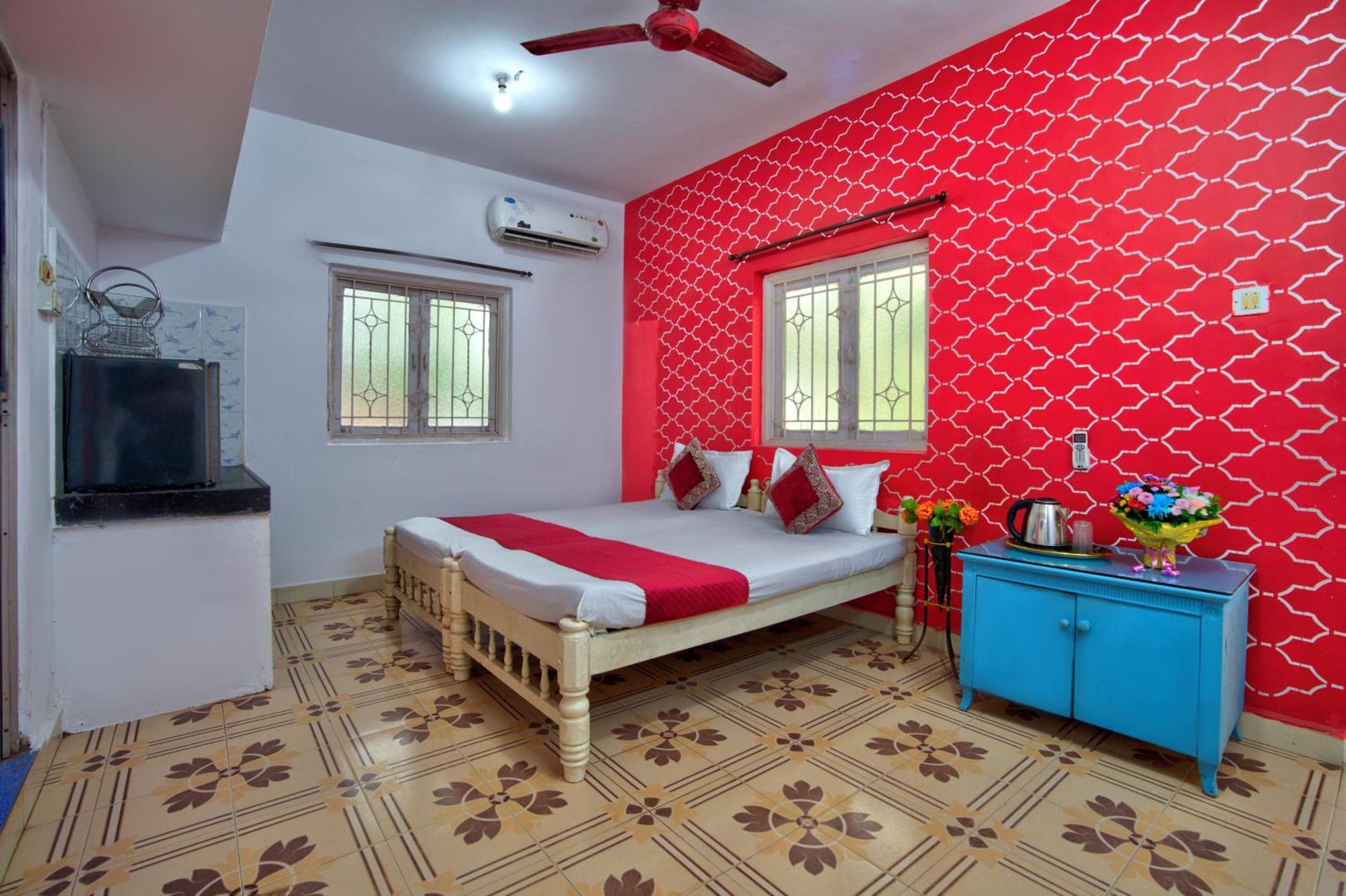 Oceanic Pearl Beach Guest House Calangute Exterior photo
